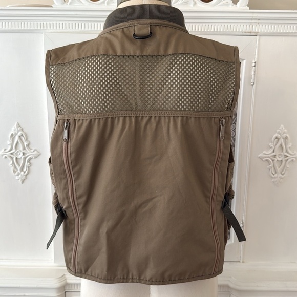 Orvis Made in USA Sporting Vest - Picture 10 of 13